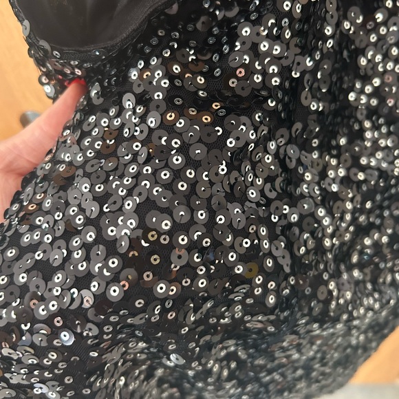 BRAND NEW WITH TAGS Black Lulu’s sparkly dress!!! - Picture 4 of 7